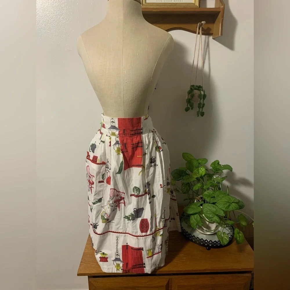 Vintage Handmade Half Apron Mid-Century Novelty Kitchen & Country Store Print